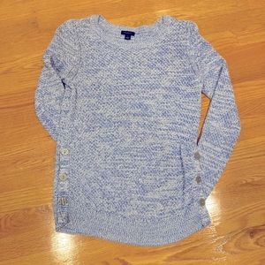 Cute sweater with button detail